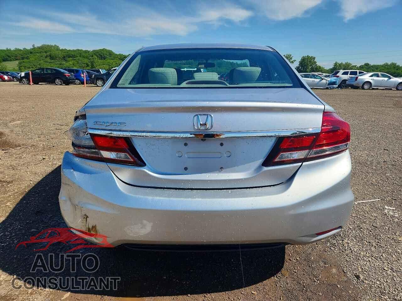 HONDA CIVIC 2014 - 19XFB2E58EE049627