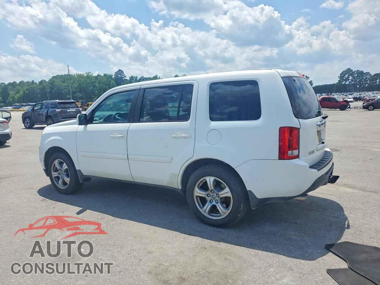 HONDA PILOT 2013 - 5FNYF3H73DB042545