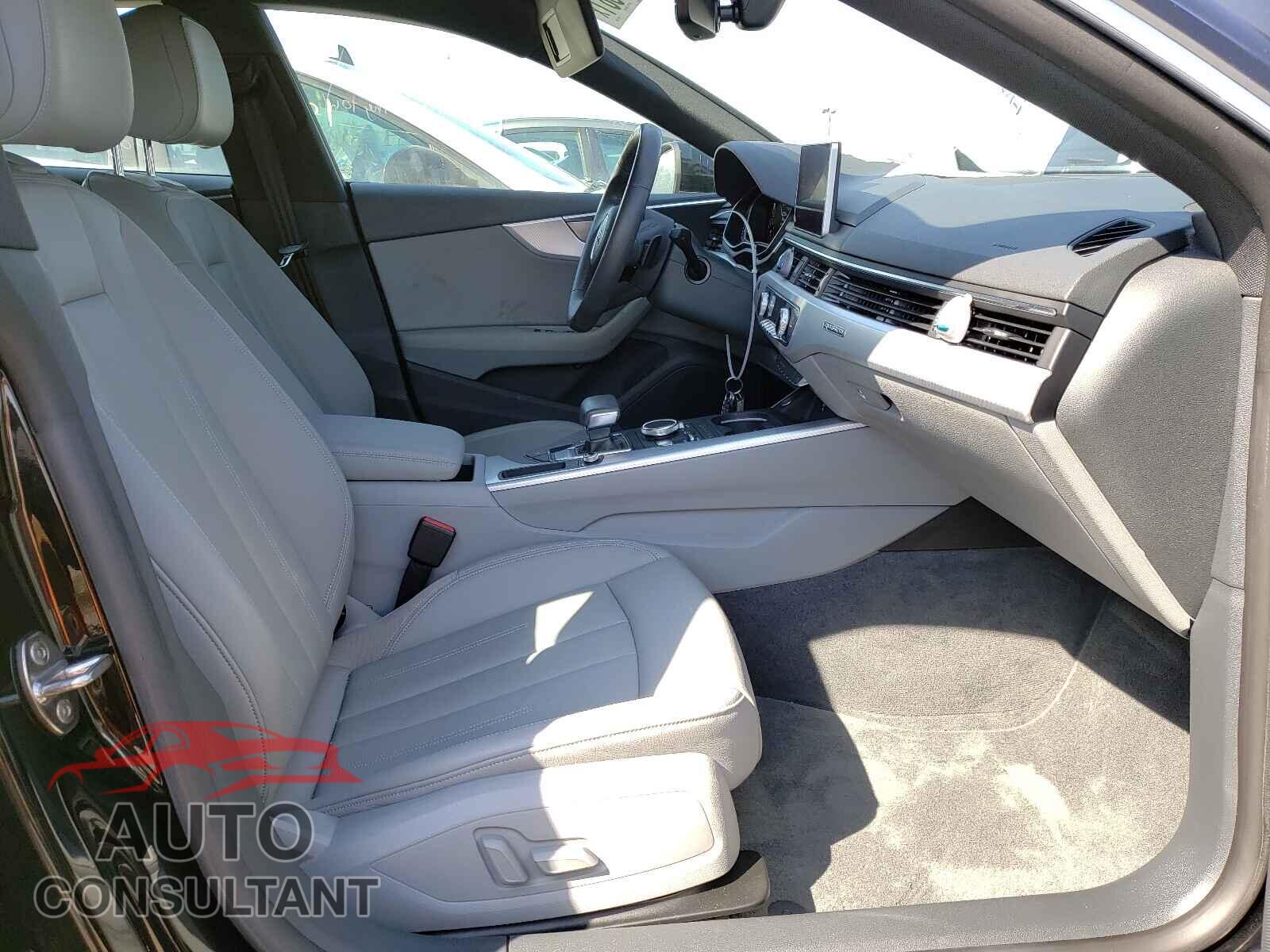 AUDI A5 2018 - WAUANCF55JA131699