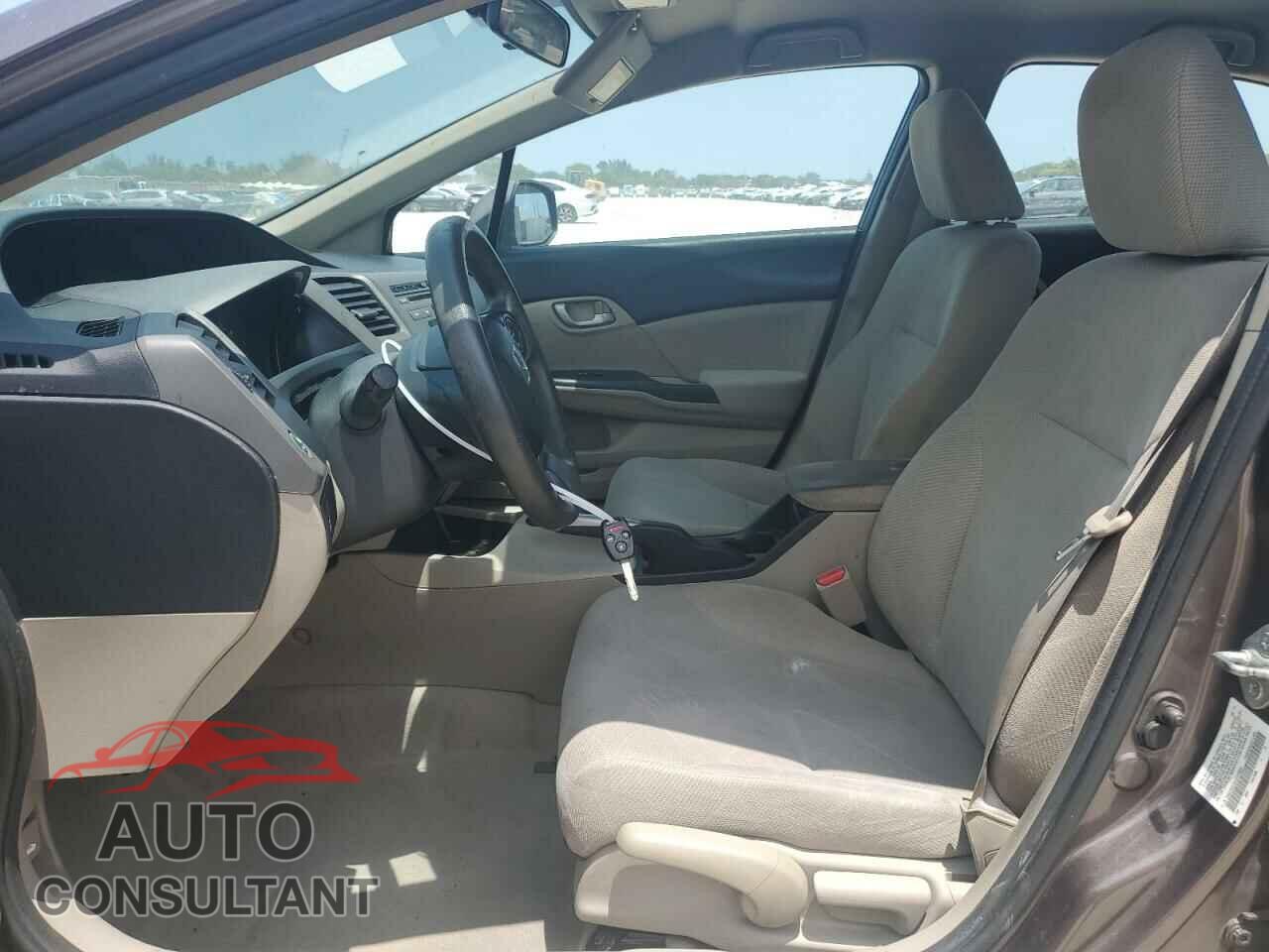 HONDA CIVIC 2012 - 2HGFB2F56CH522894