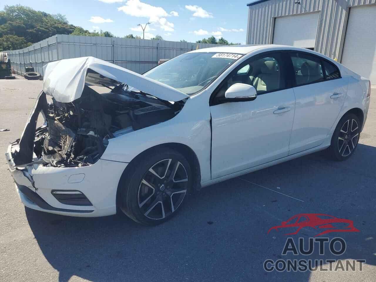 VOLVO S60 2018 - YV140MTL4J2455609