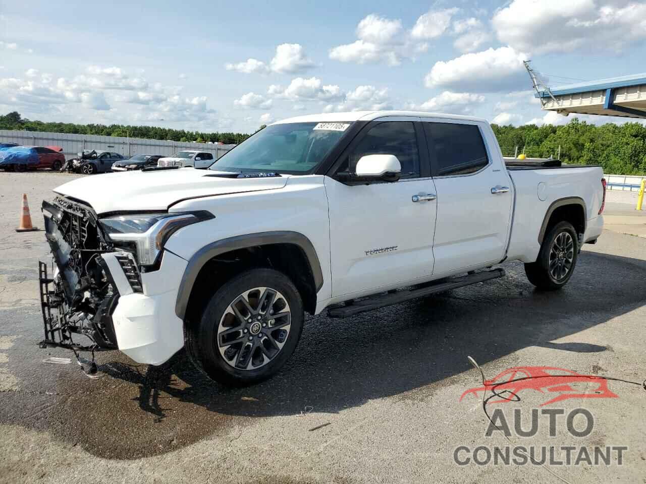 TOYOTA TUNDRA 2024 - 5TFJC5EC9RX007190