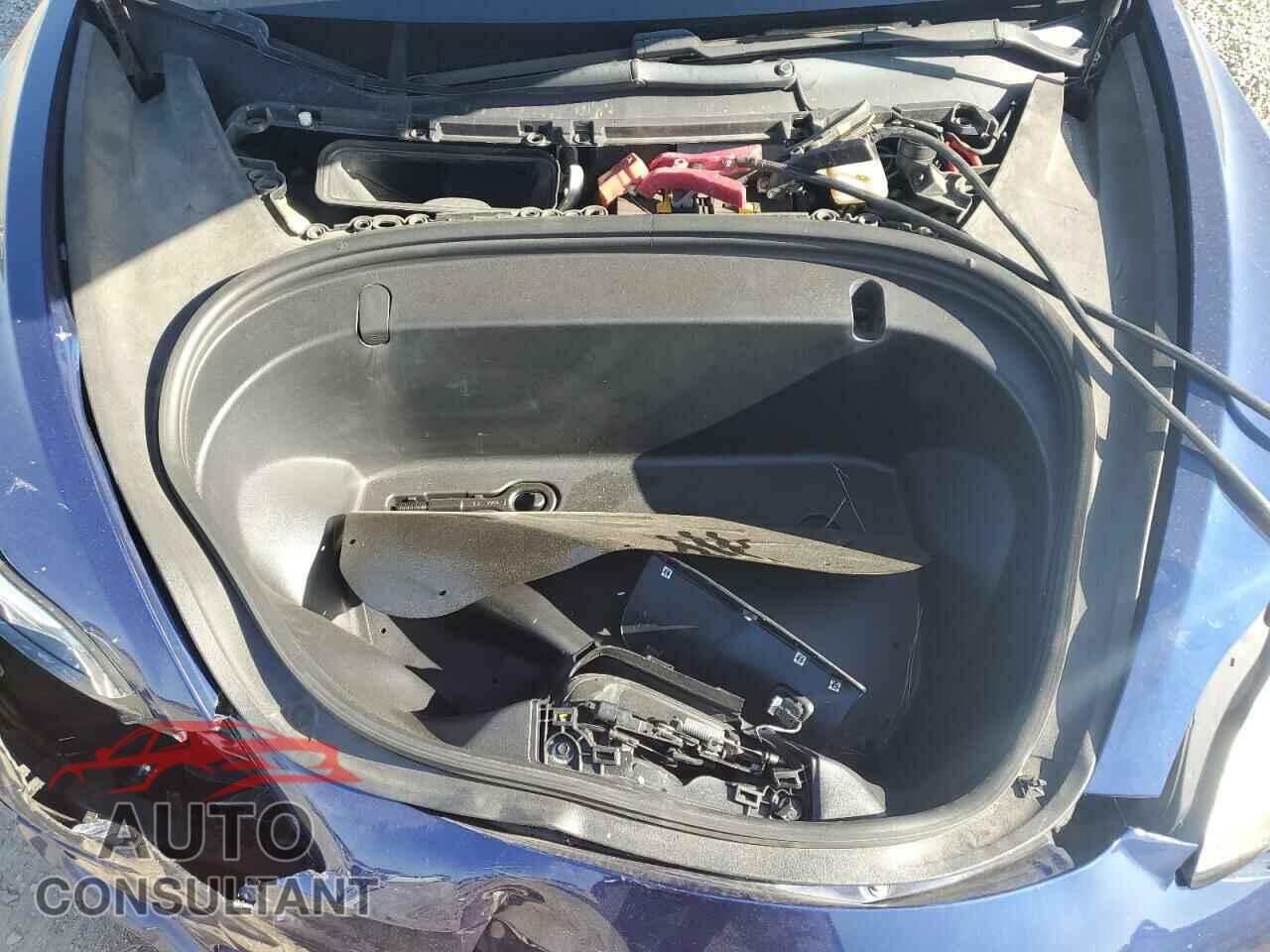TESLA MODEL 3 2019 - 5YJ3E1EAXKF299345