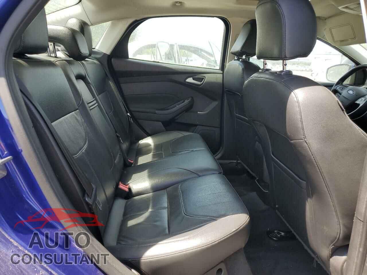 FORD FOCUS 2015 - 1FADP3F29FL342096