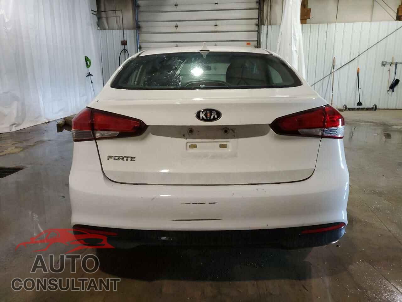KIA FORTE 2017 - 3KPFK4A71HE029209