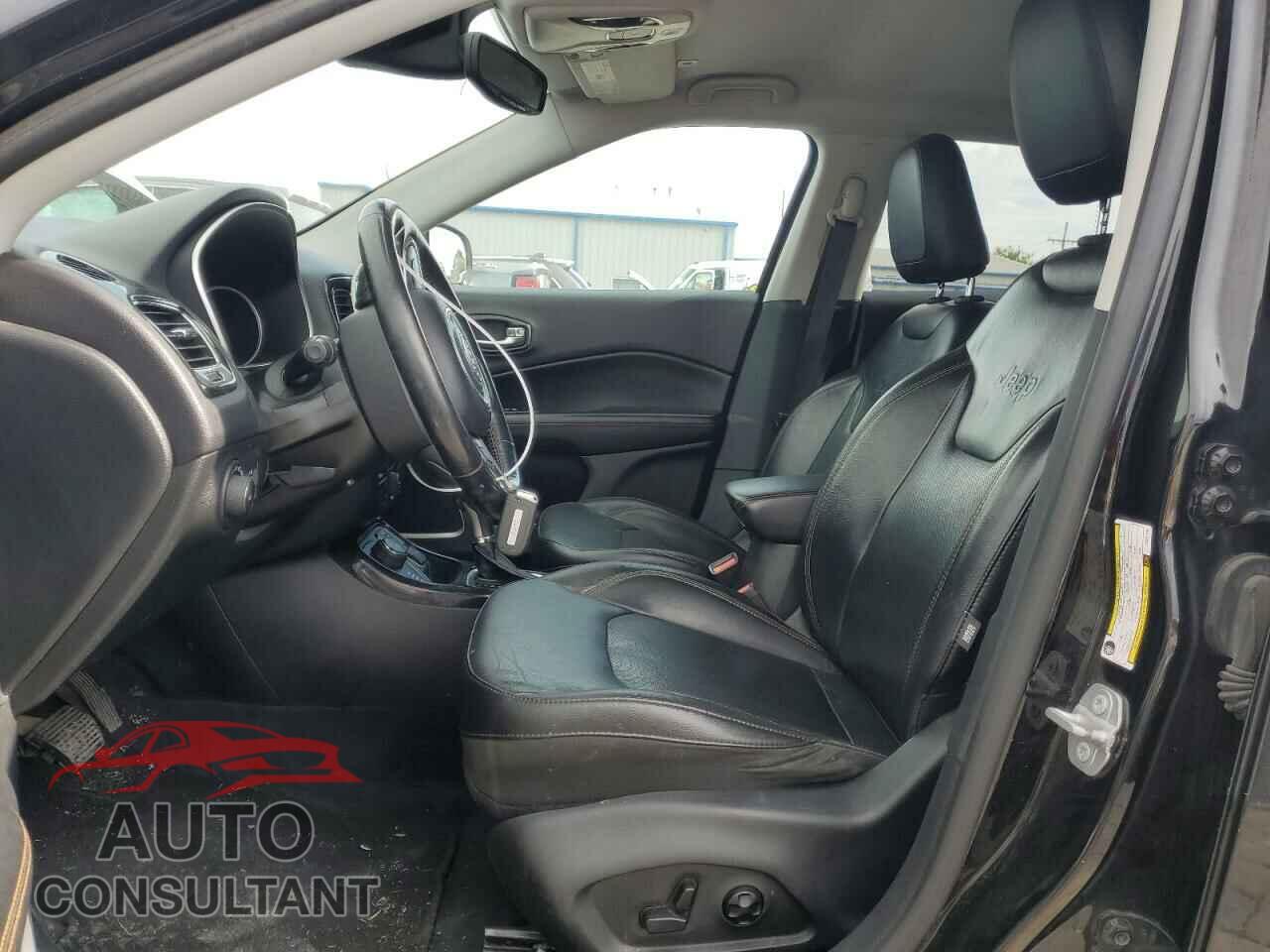 JEEP COMPASS 2018 - 3C4NJDCB2JT332789