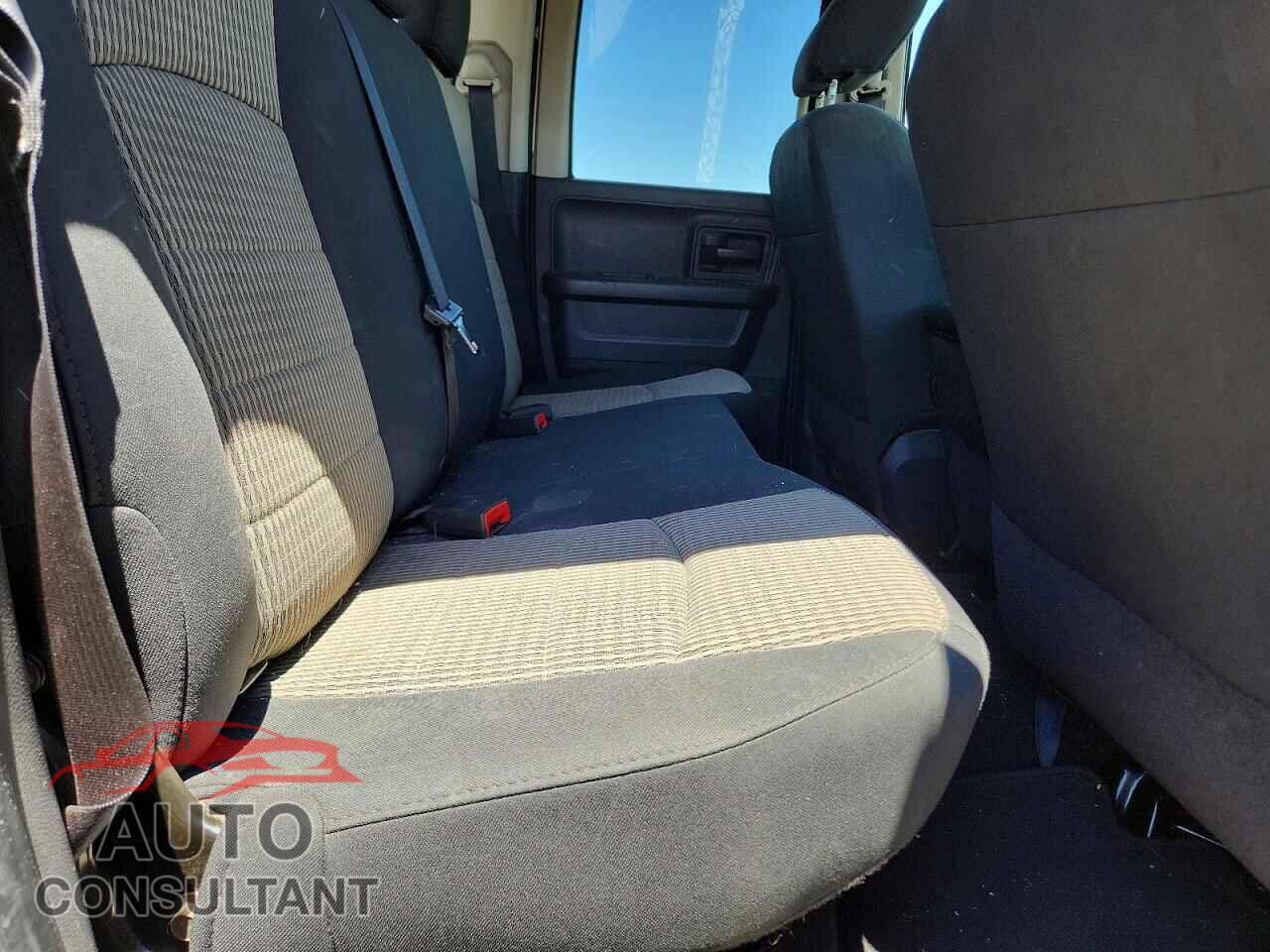 DODGE RAM 1500 2012 - 1C6RD7FT9CS142207