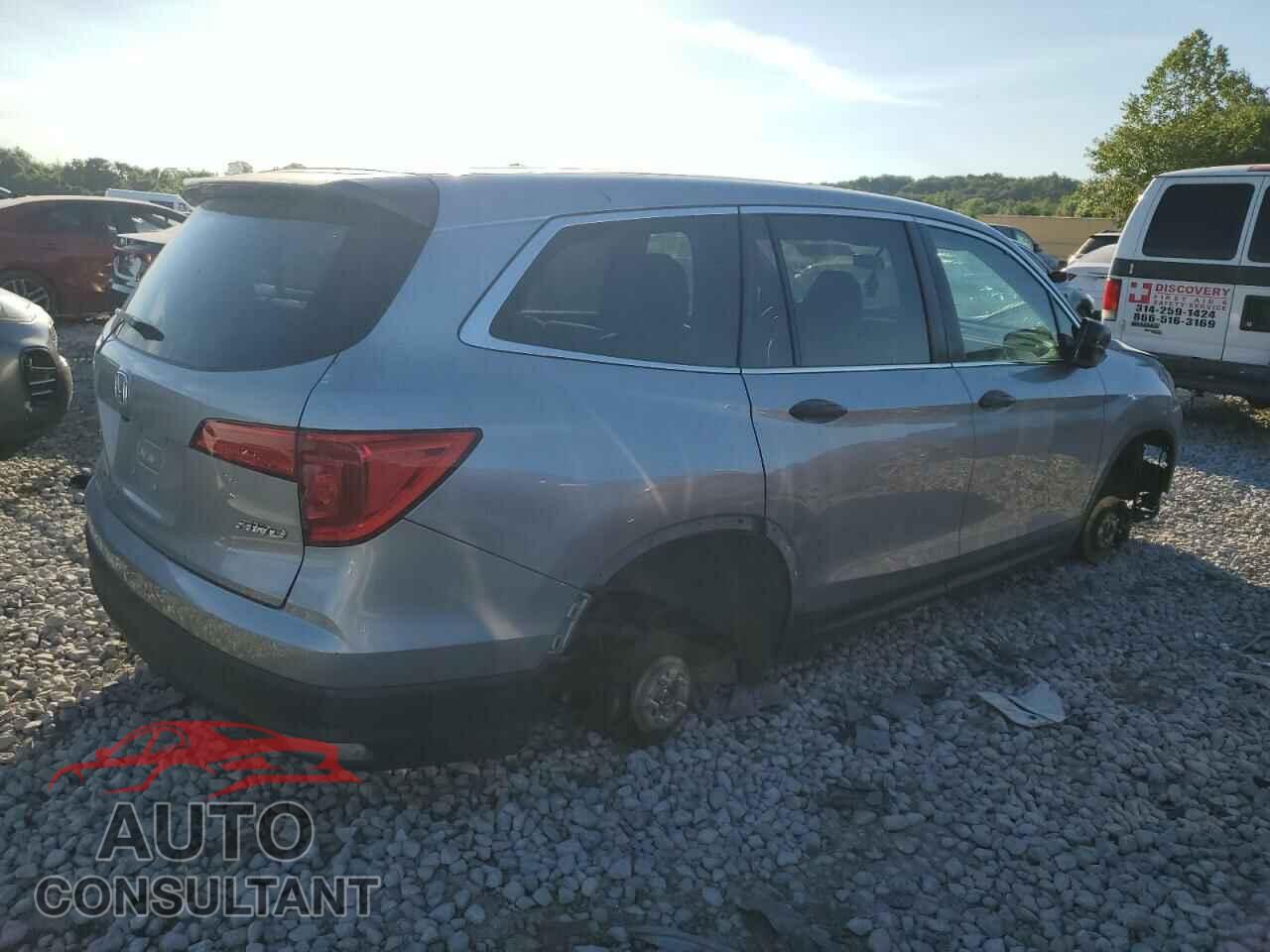 HONDA PILOT 2017 - 5FNYF6H11HB034740
