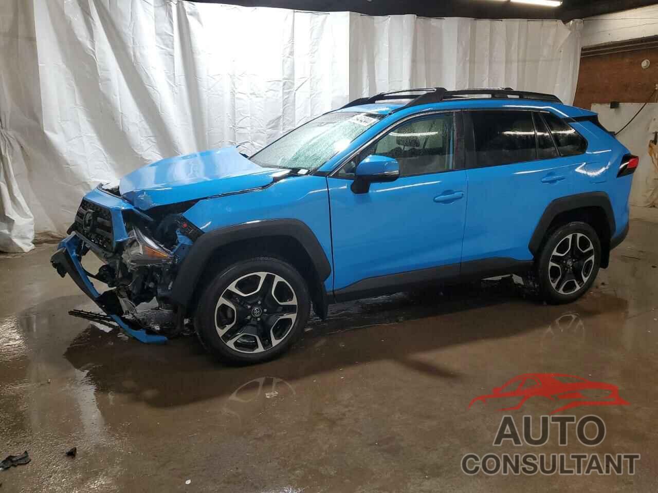 TOYOTA RAV4 2019 - 2T3J1RFV1KW036237