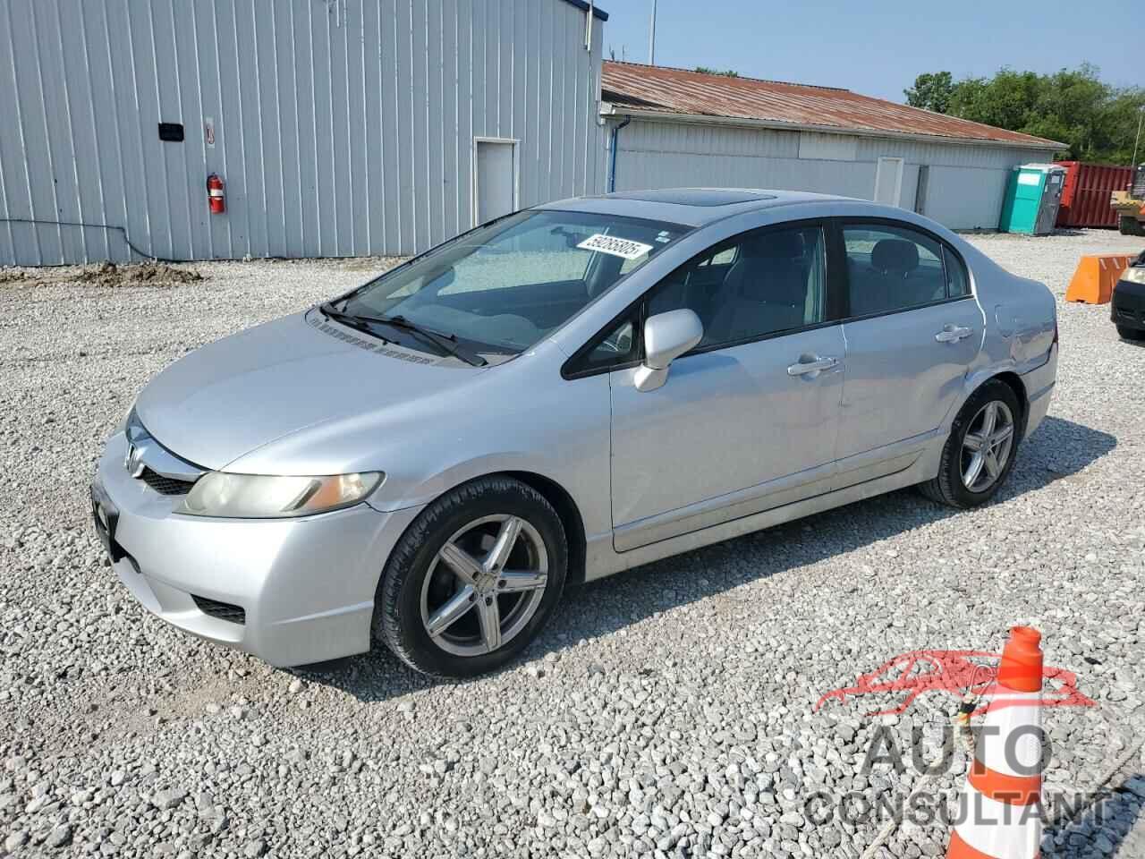 HONDA CIVIC 2009 - 19XFA16849E003904