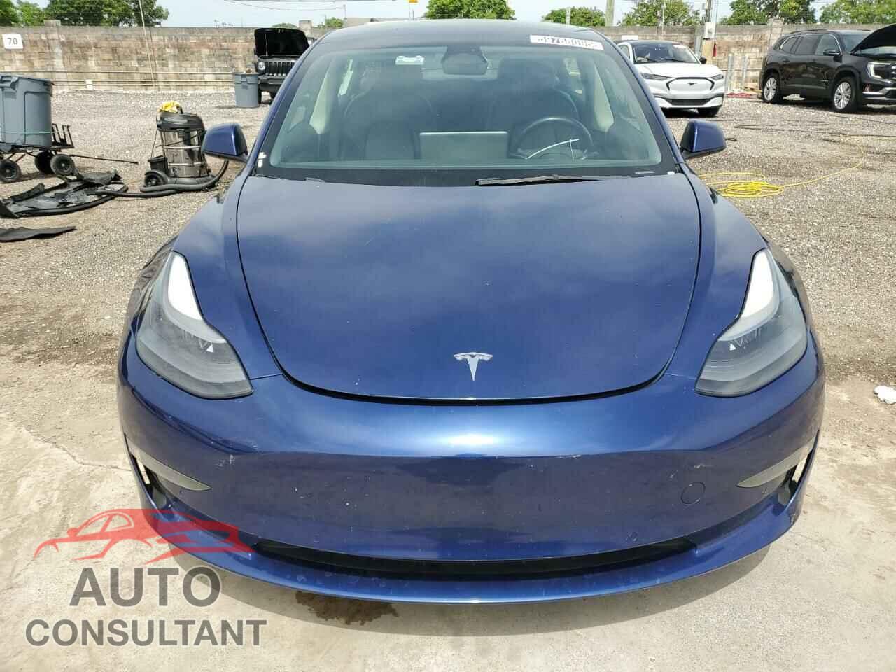 TESLA MODEL 3 2022 - 5YJ3E1EA5NF285552