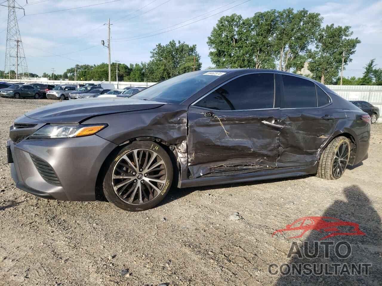 TOYOTA CAMRY 2018 - 4T1B11HK9JU060785