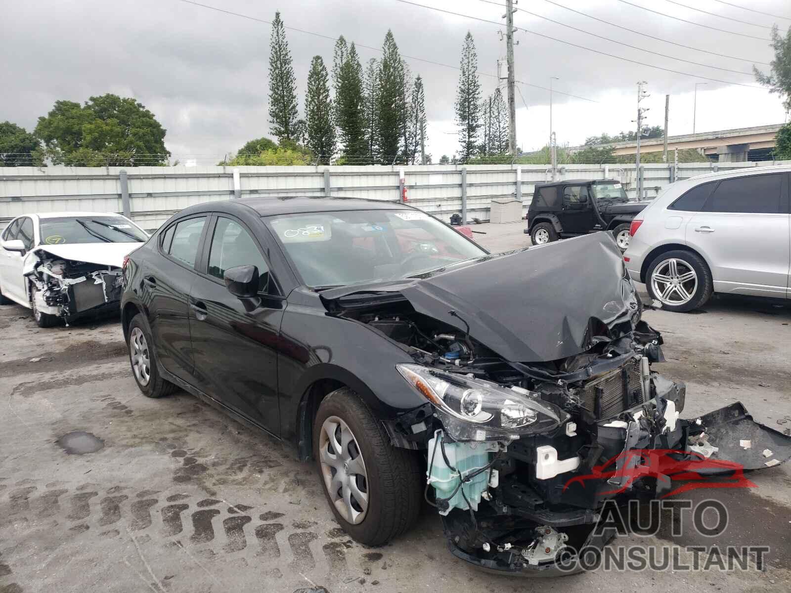 MAZDA 3 2016 - JM1BM1T77G1300831