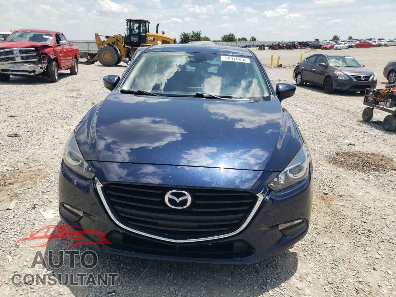 MAZDA 3 2018 - 3MZBN1V38JM264792