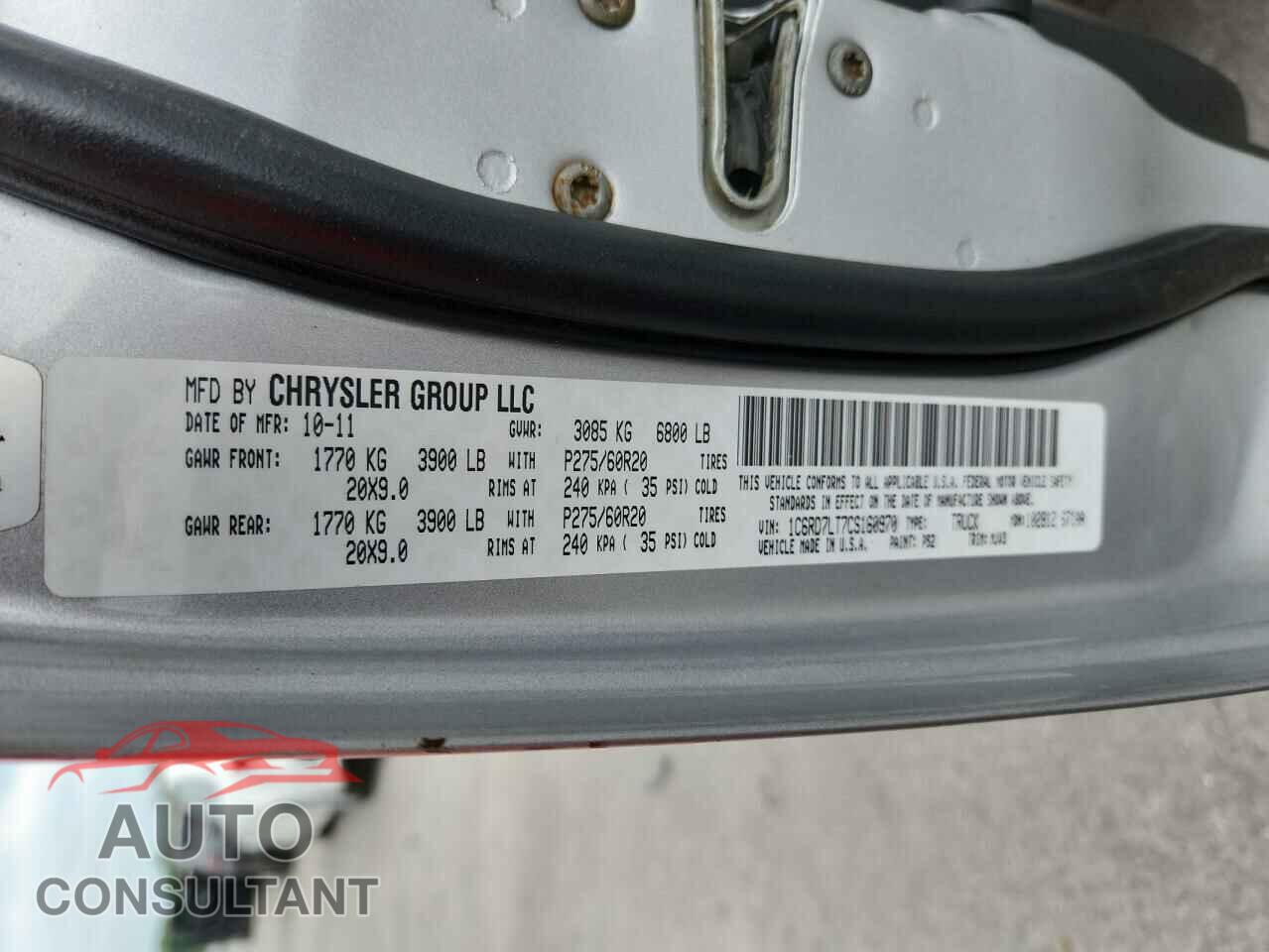 DODGE RAM 1500 2012 - 1C6RD7LT7CS160970