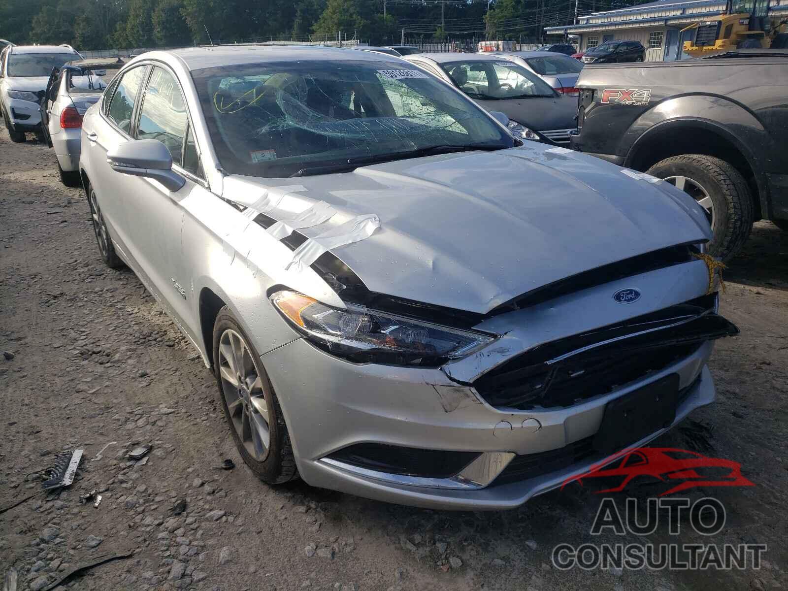 FORD FUSION 2018 - 3FA6P0PU4JR178564