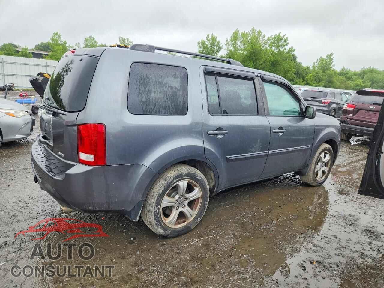 HONDA PILOT 2012 - 5FNYF4H50CB068894