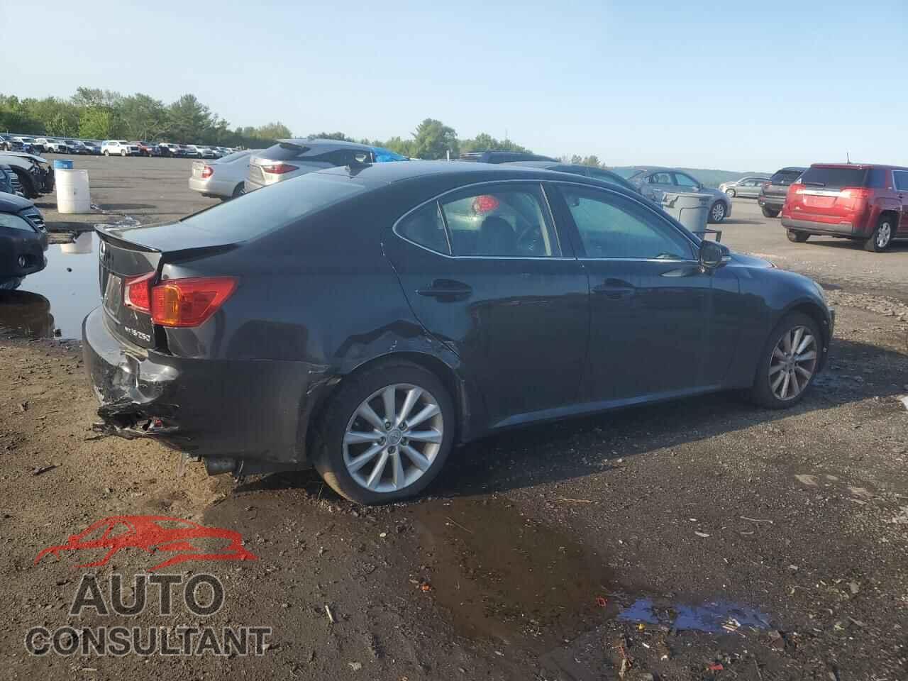 LEXUS IS 2009 - JTHCK262X95028625
