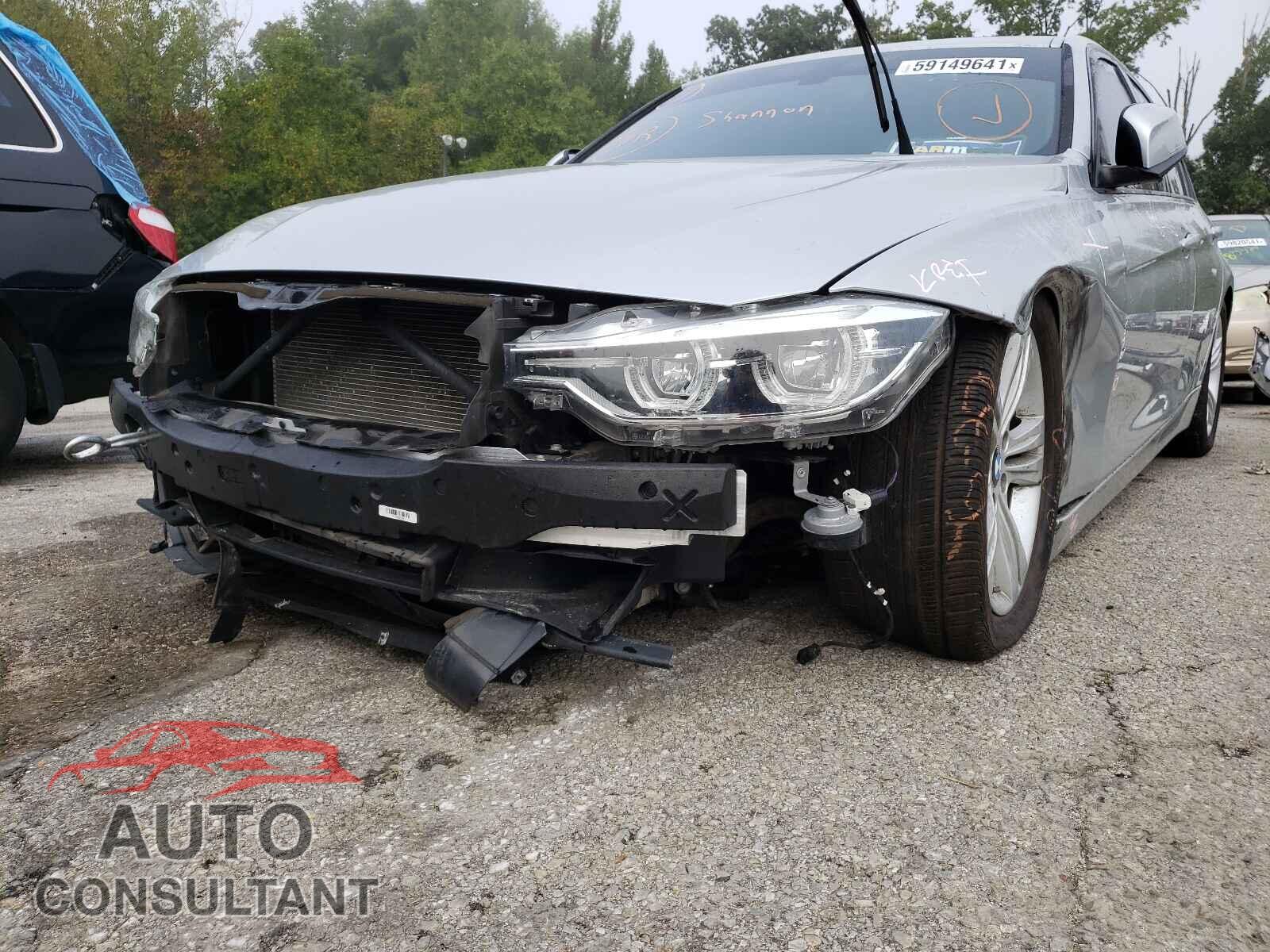 BMW 3 SERIES 2016 - WBA8E3G52GNU02622