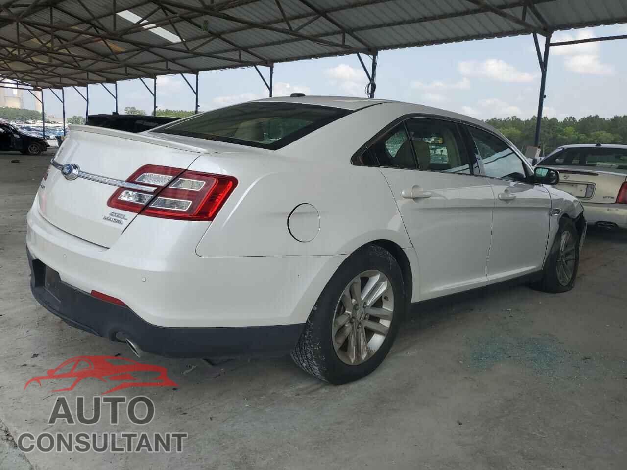FORD TAURUS 2013 - 1FAHP2E81DG173604