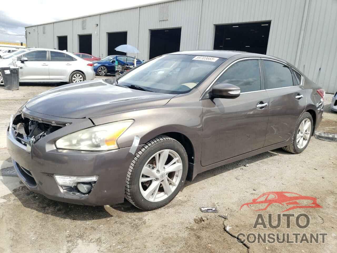 NISSAN ALTIMA 2013 - 1N4AL3AP2DC902085