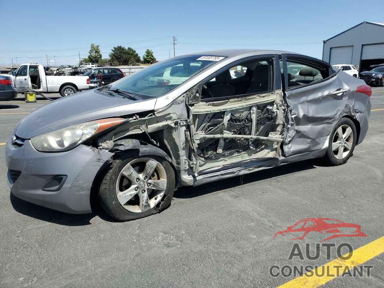 HYUNDAI ELANTRA 2011 - KMHDH4AE1BU097843