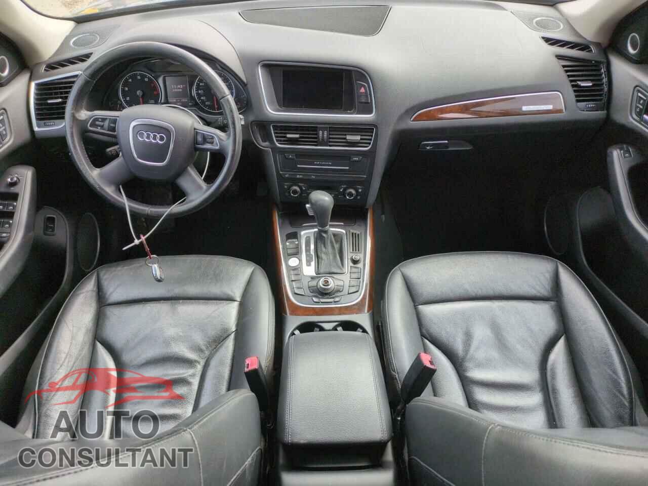 AUDI Q5 2012 - WA1LFAFP3CA107610