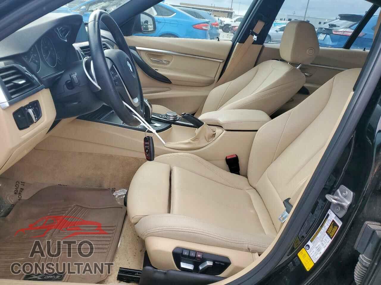 BMW 3 SERIES 2016 - WBA8E9G58GNT87353