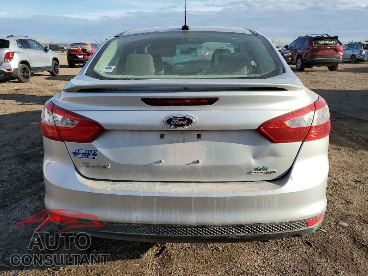 FORD FOCUS 2014 - 1FADP3F23EL376520