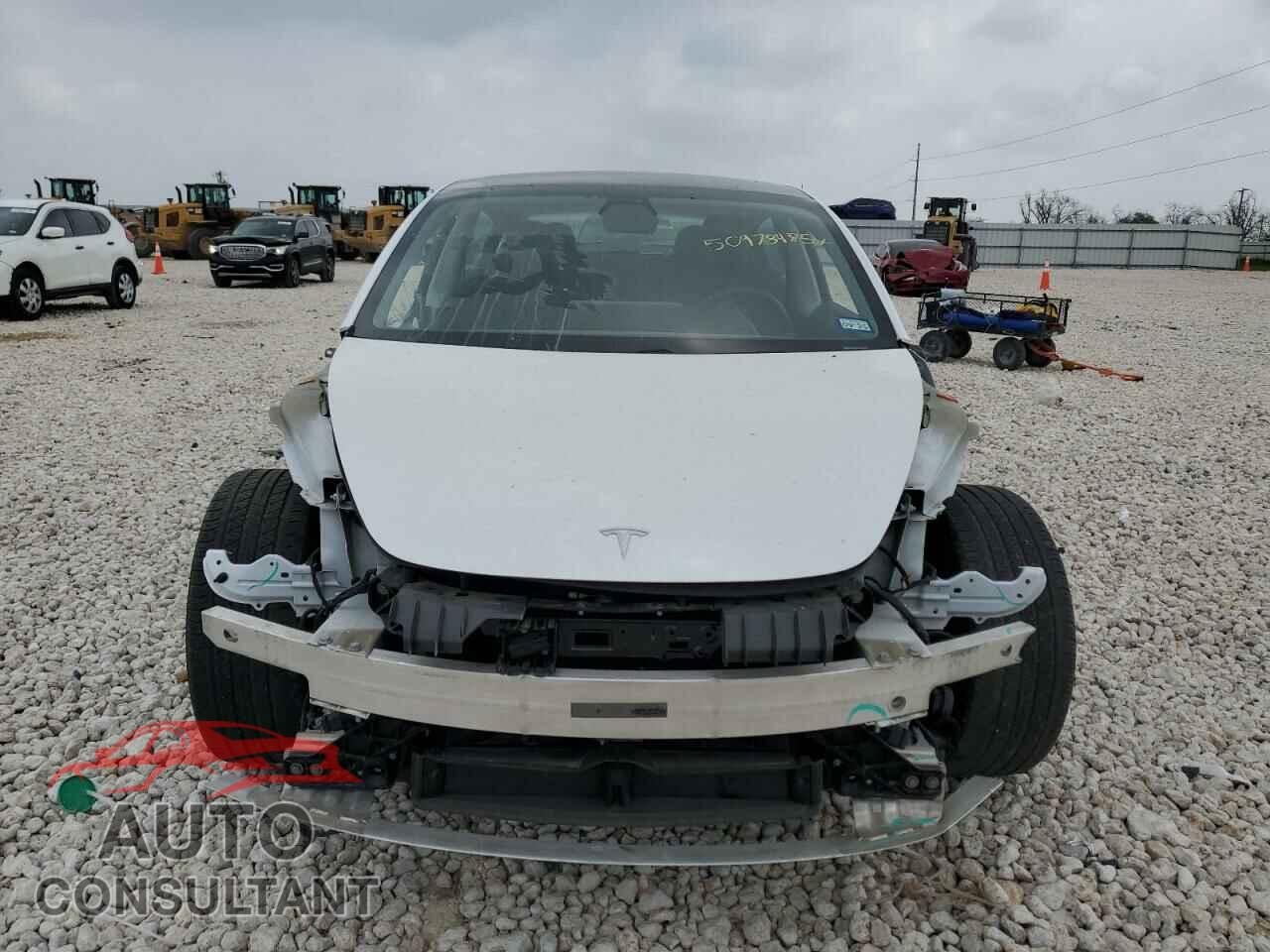 TESLA MODEL 3 2021 - 5YJ3E1EA4MF031944