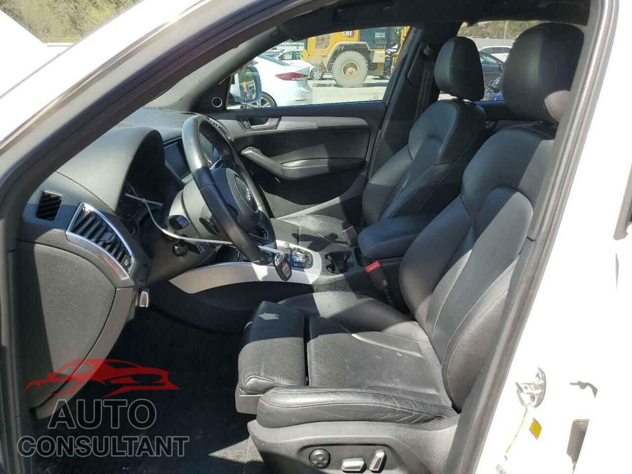 AUDI Q5 2017 - WA1M2AFP8HA044883