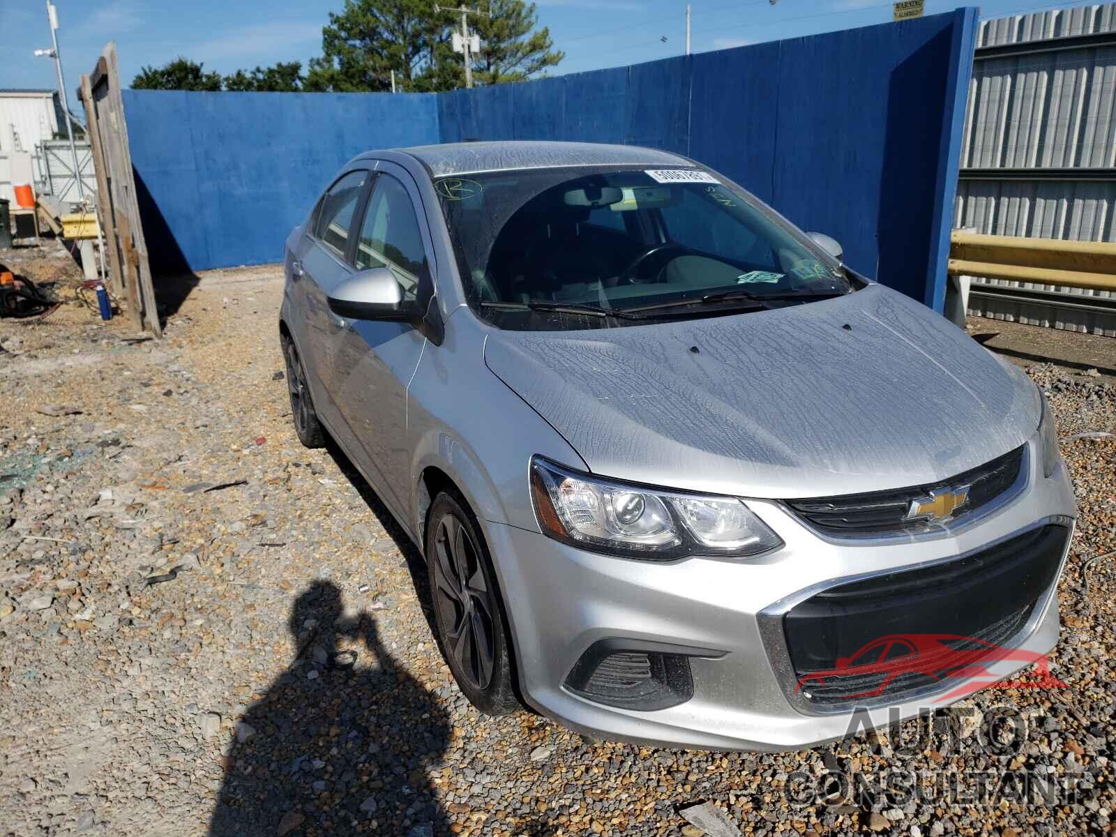 CHEVROLET SONIC 2017 - 1G1JF5SB0H4135538