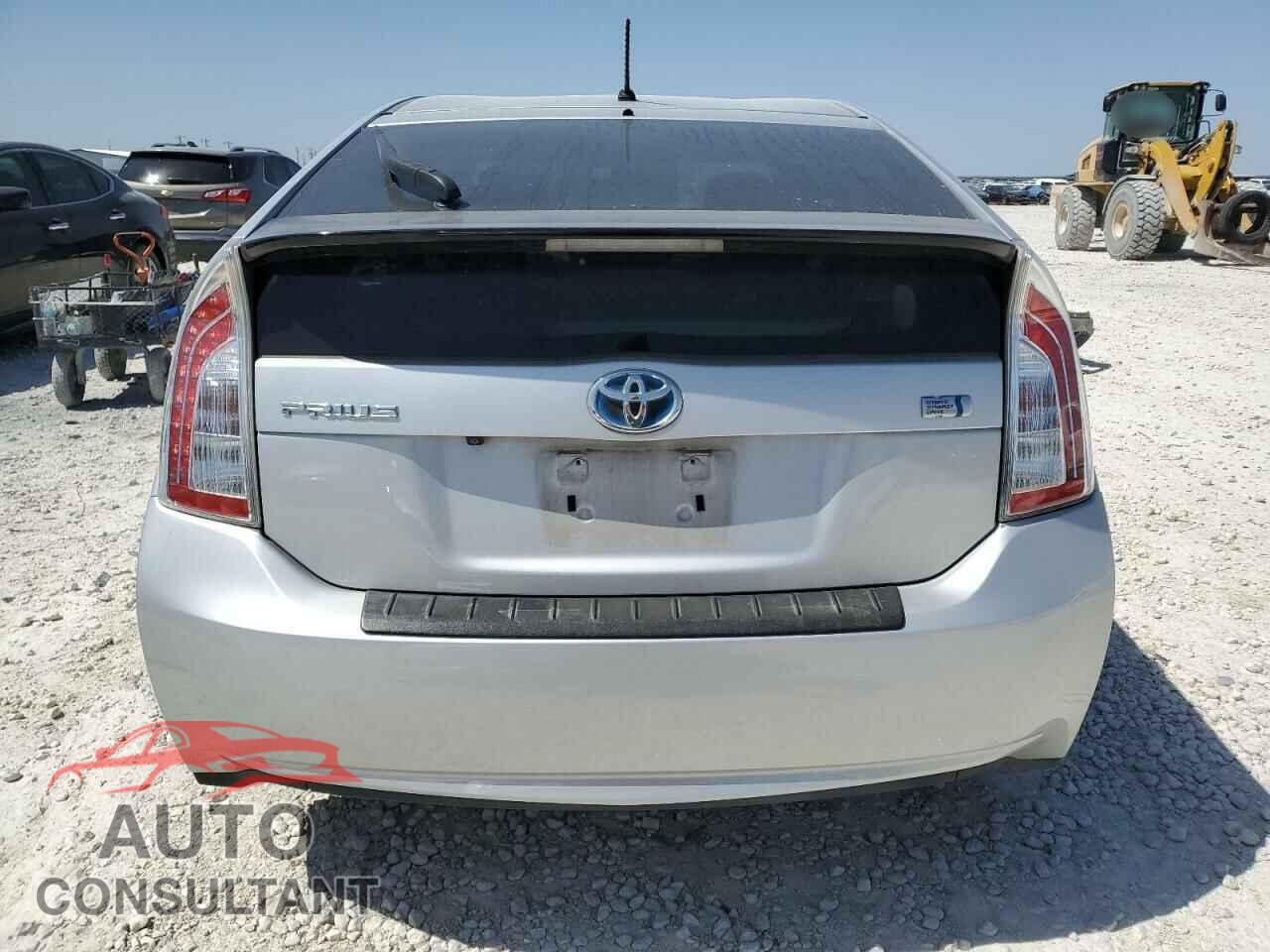 TOYOTA PRIUS 2015 - JTDKN3DU9F0446701