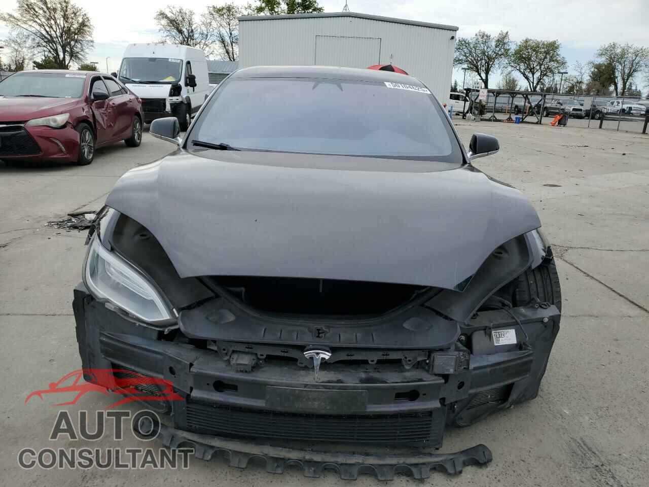 TESLA MODEL S 2018 - 5YJSA1E29JF293521