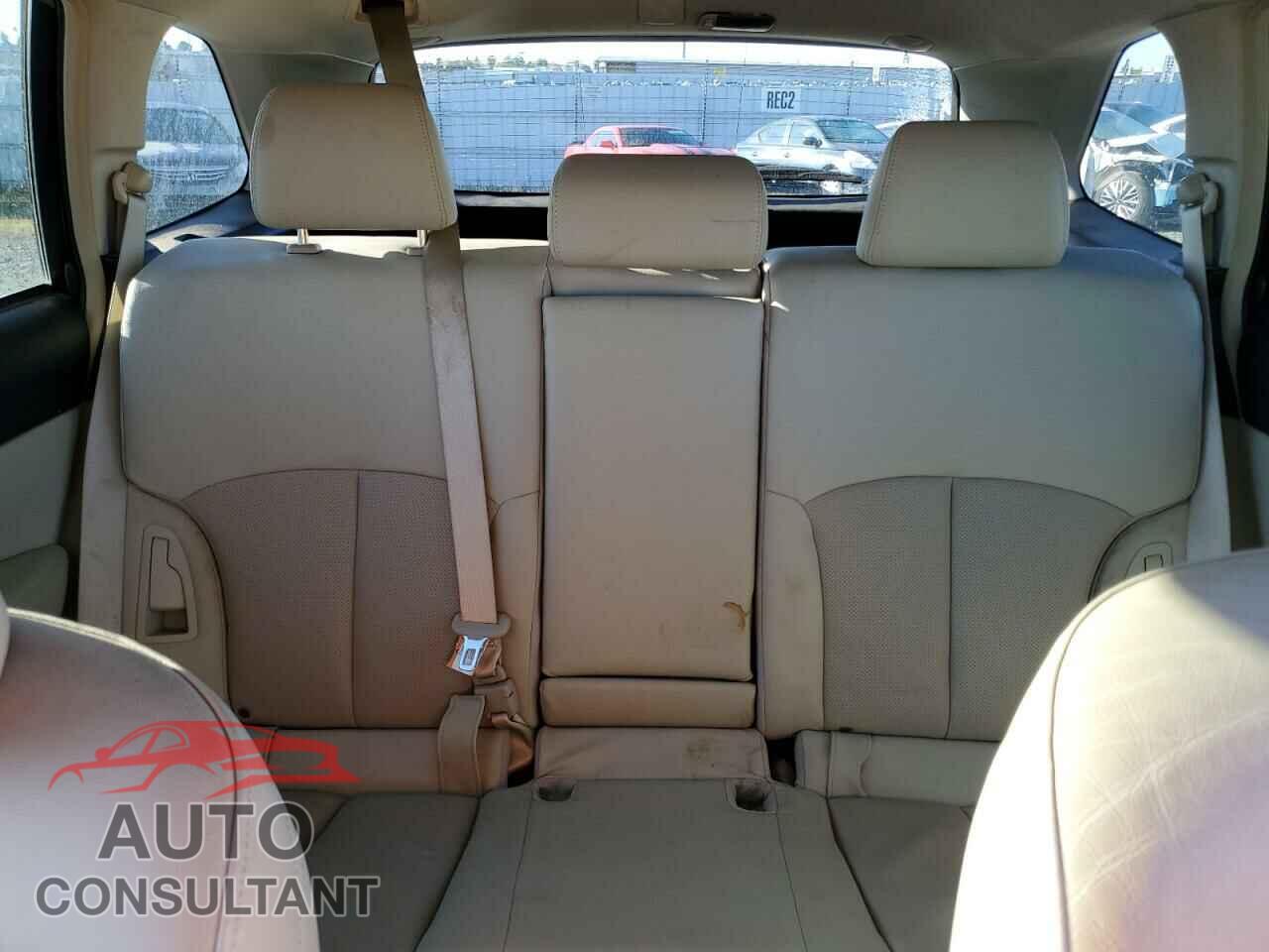 SUBARU OUTBACK 2014 - 4S4BRBKC8E3321819