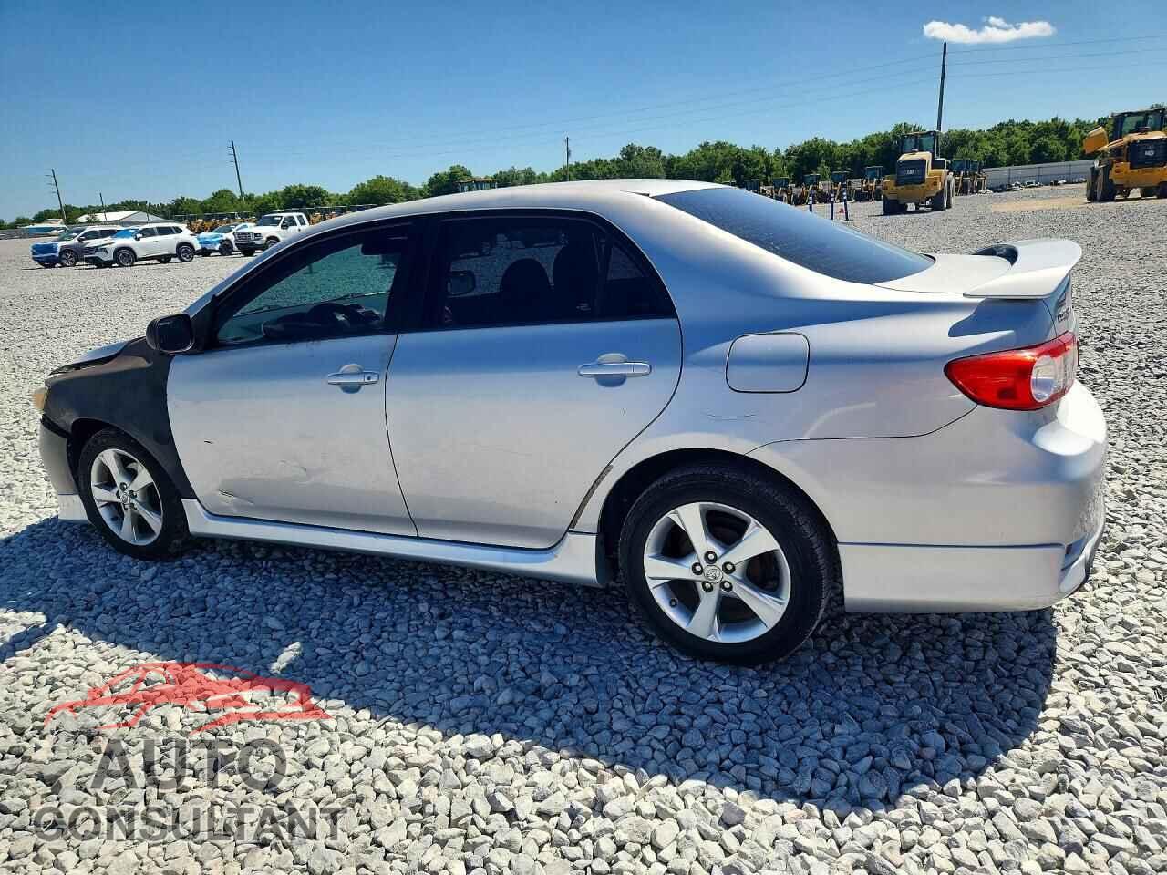 TOYOTA COROLLA 2012 - 2T1BU4EE9CC762309