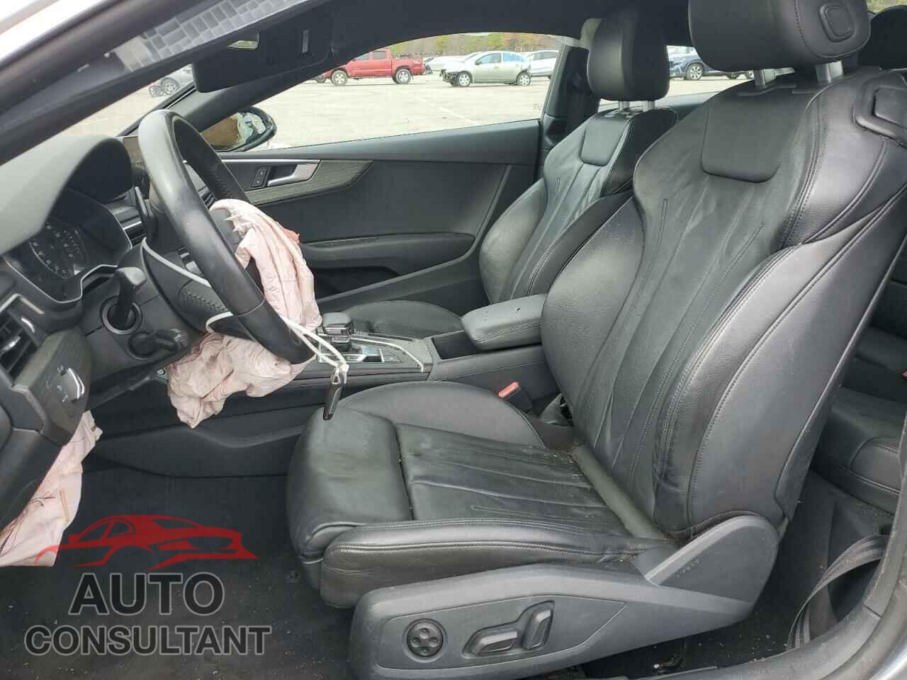 AUDI A5 2019 - WAUSNAF57KA016466