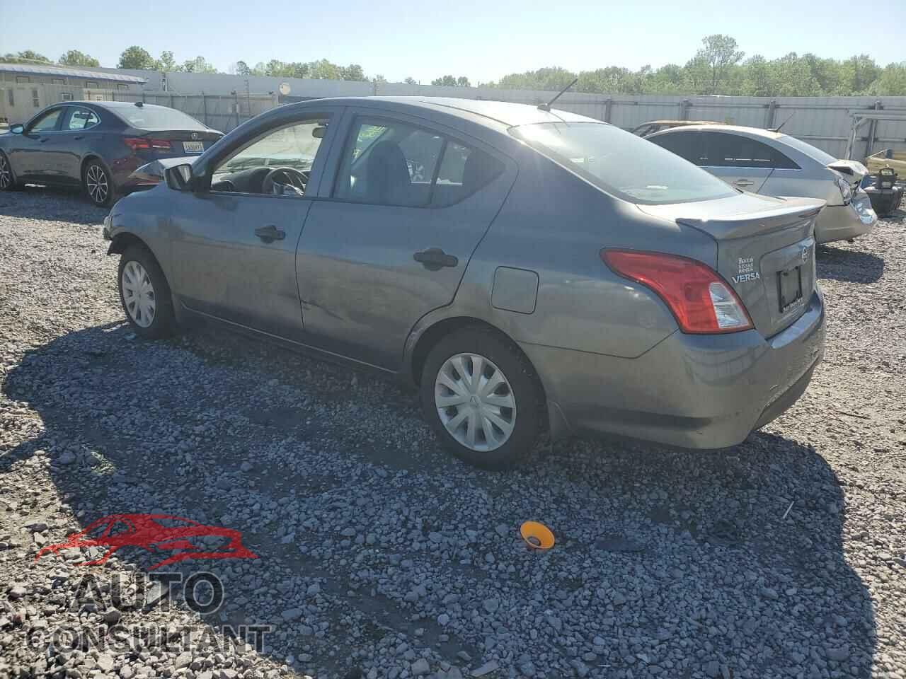 NISSAN VERSA 2017 - 3N1CN7AP1HL810077