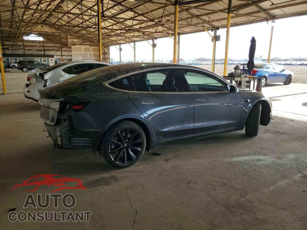 TESLA MODEL 3 2018 - 5YJ3E1EA2JF023949