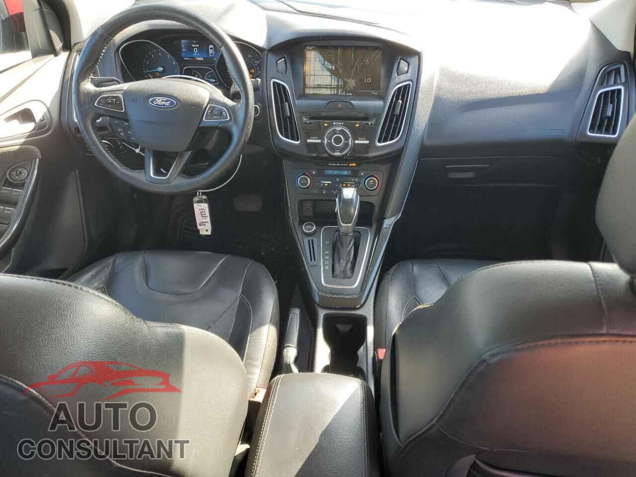 FORD FOCUS 2015 - 1FADP3J24FL214419