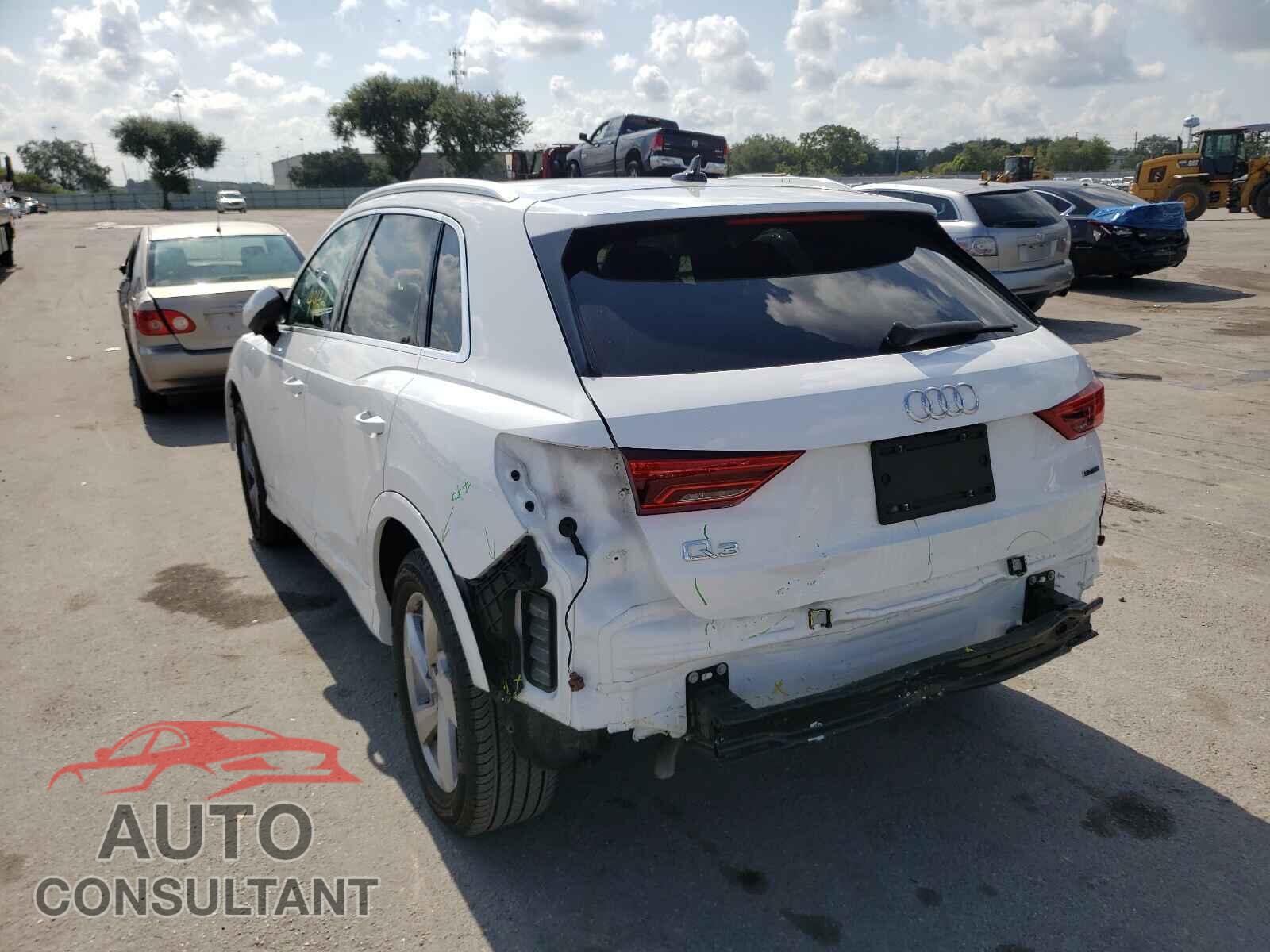 AUDI Q3 2019 - WA1AECF32K1079087
