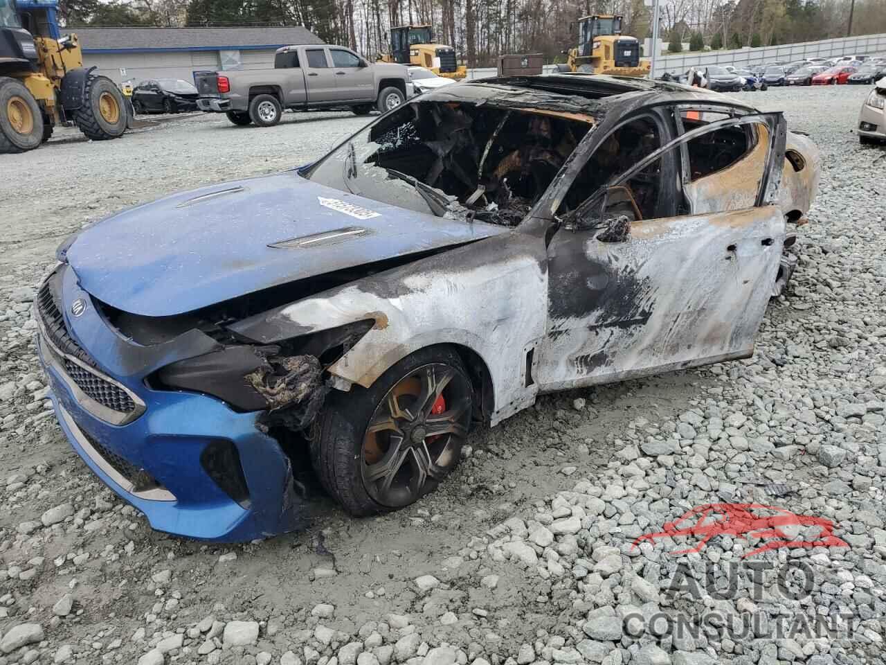 KIA STINGER 2020 - KNAE45LC3L6072175