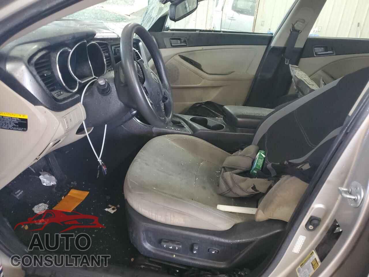 KIA OPTIMA 2012 - KNAGM4A73C5295654