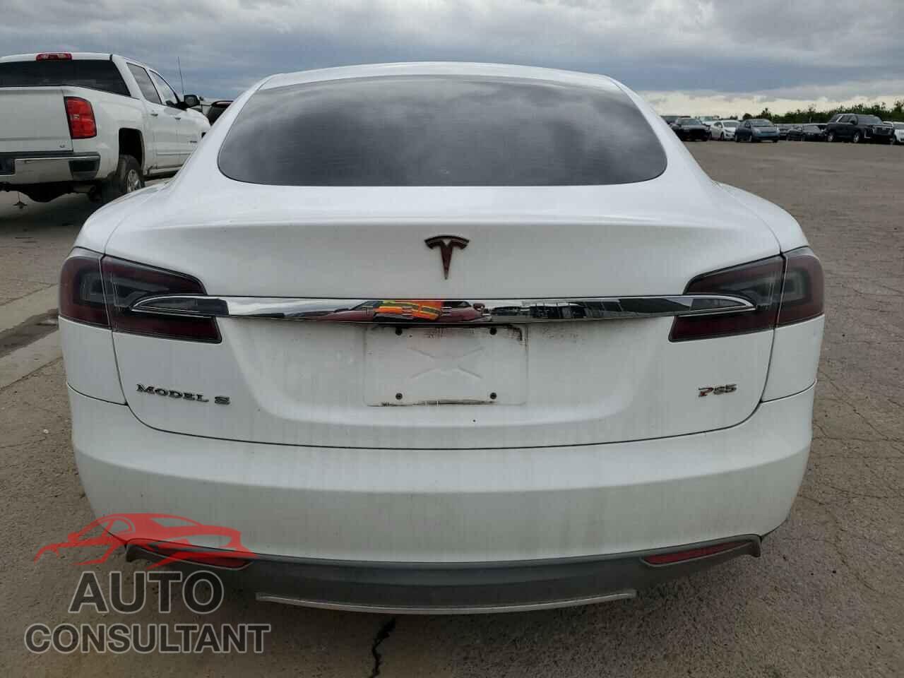 TESLA MODEL S 2013 - 5YJSA1CP6DFP05560