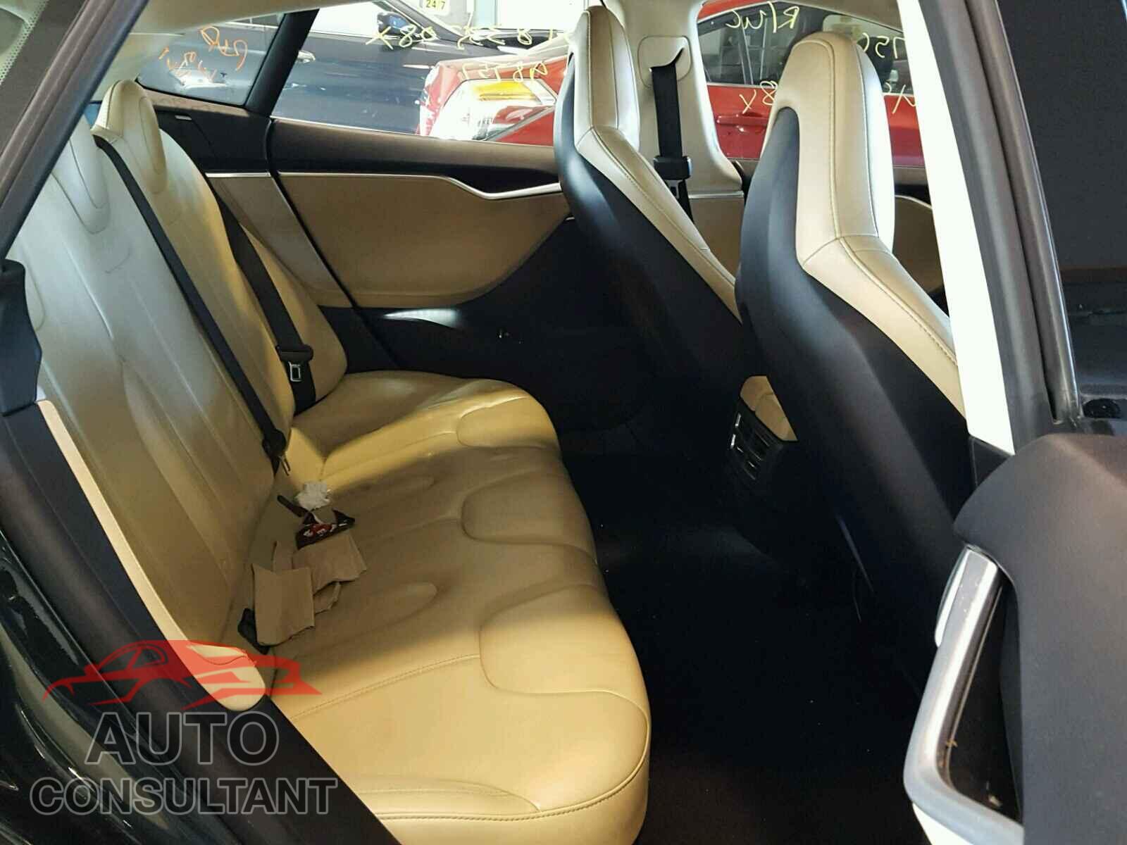 TESLA MODEL S 2013 - 5YJSA1DG3DFP08687