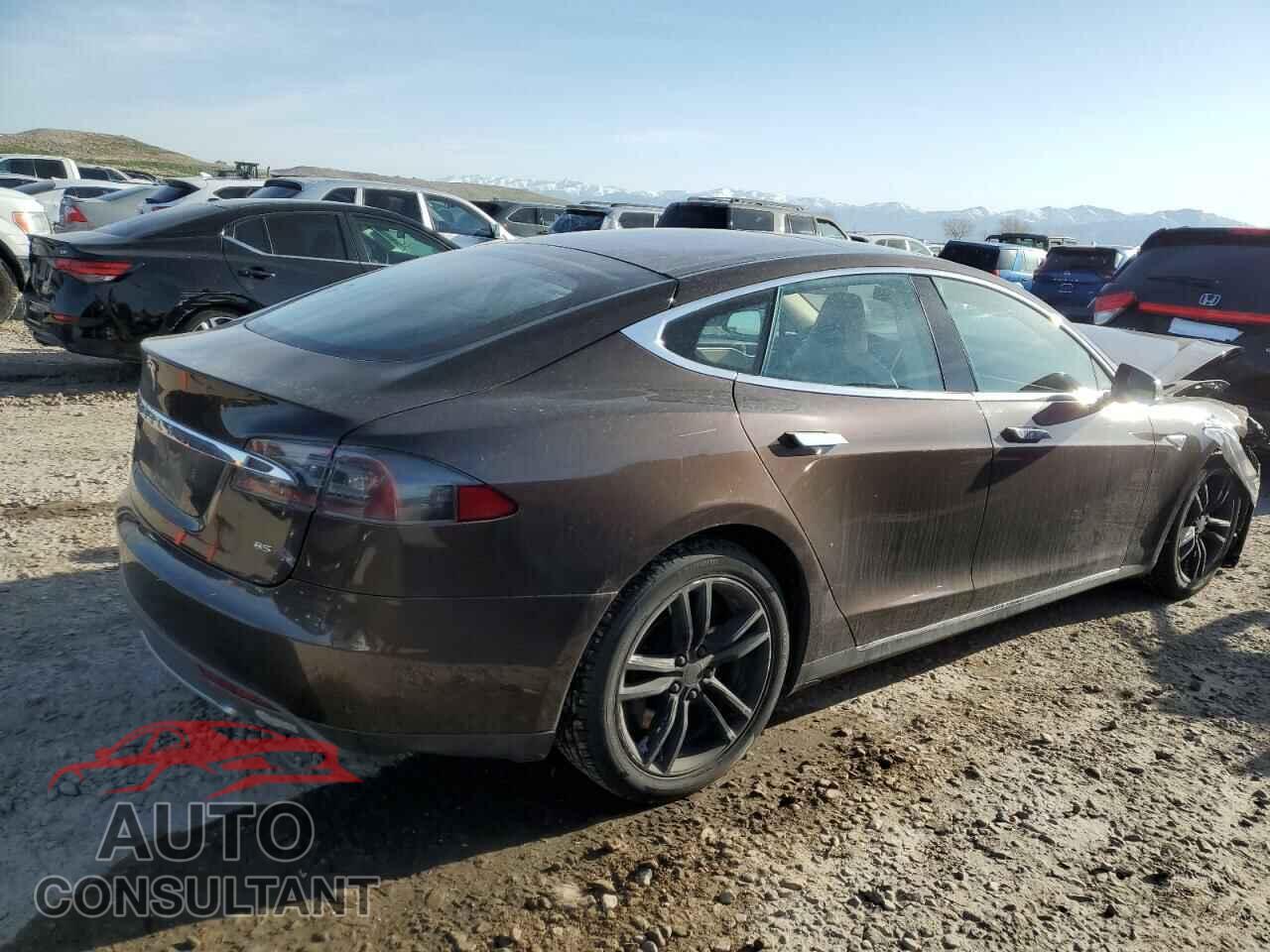 TESLA MODEL S 2013 - 5YJSA1CN7DFP25010