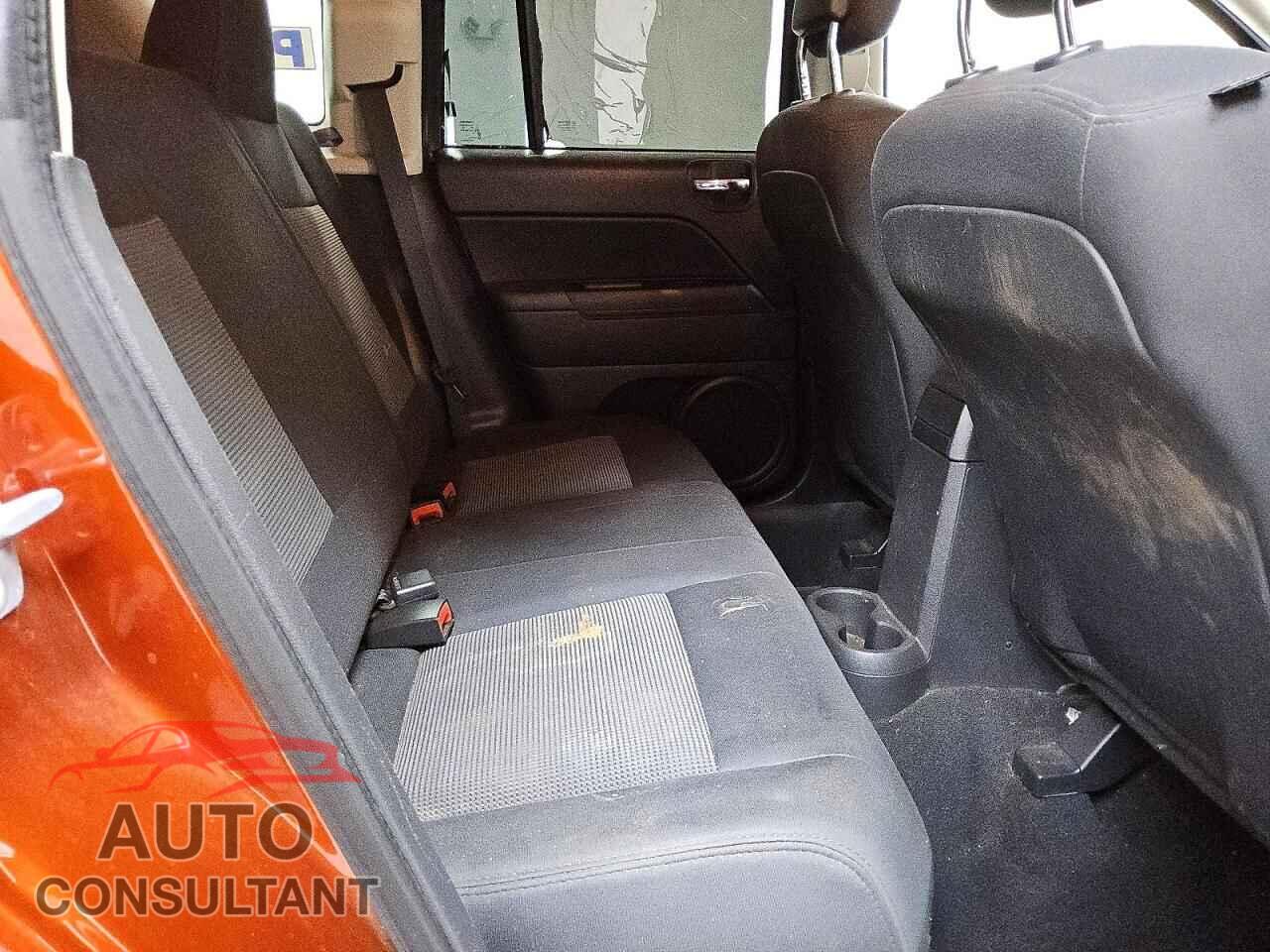 JEEP COMPASS 2012 - 1C4NJCBA8CD605892