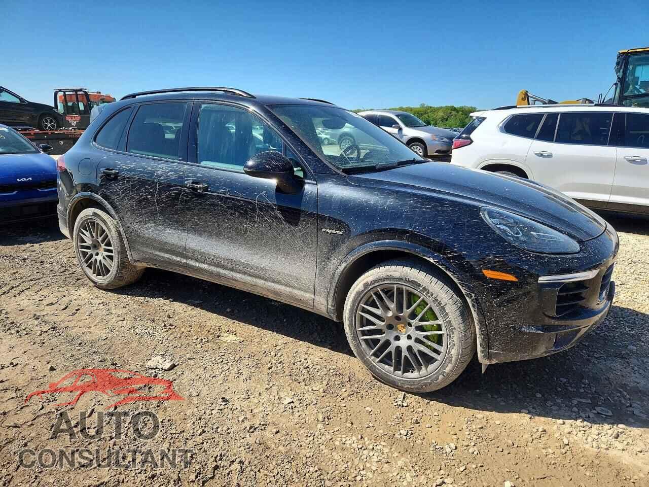 PORSCHE CAYENNE 2017 - WP1AE2A21HLA68303