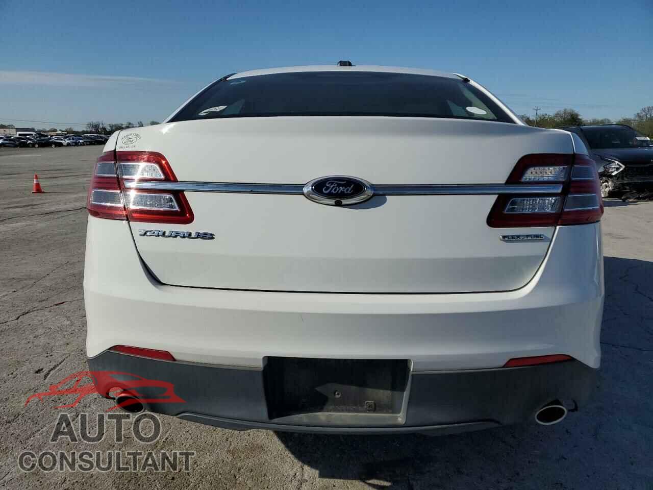 FORD TAURUS 2015 - 1FAHP2D80FG133020