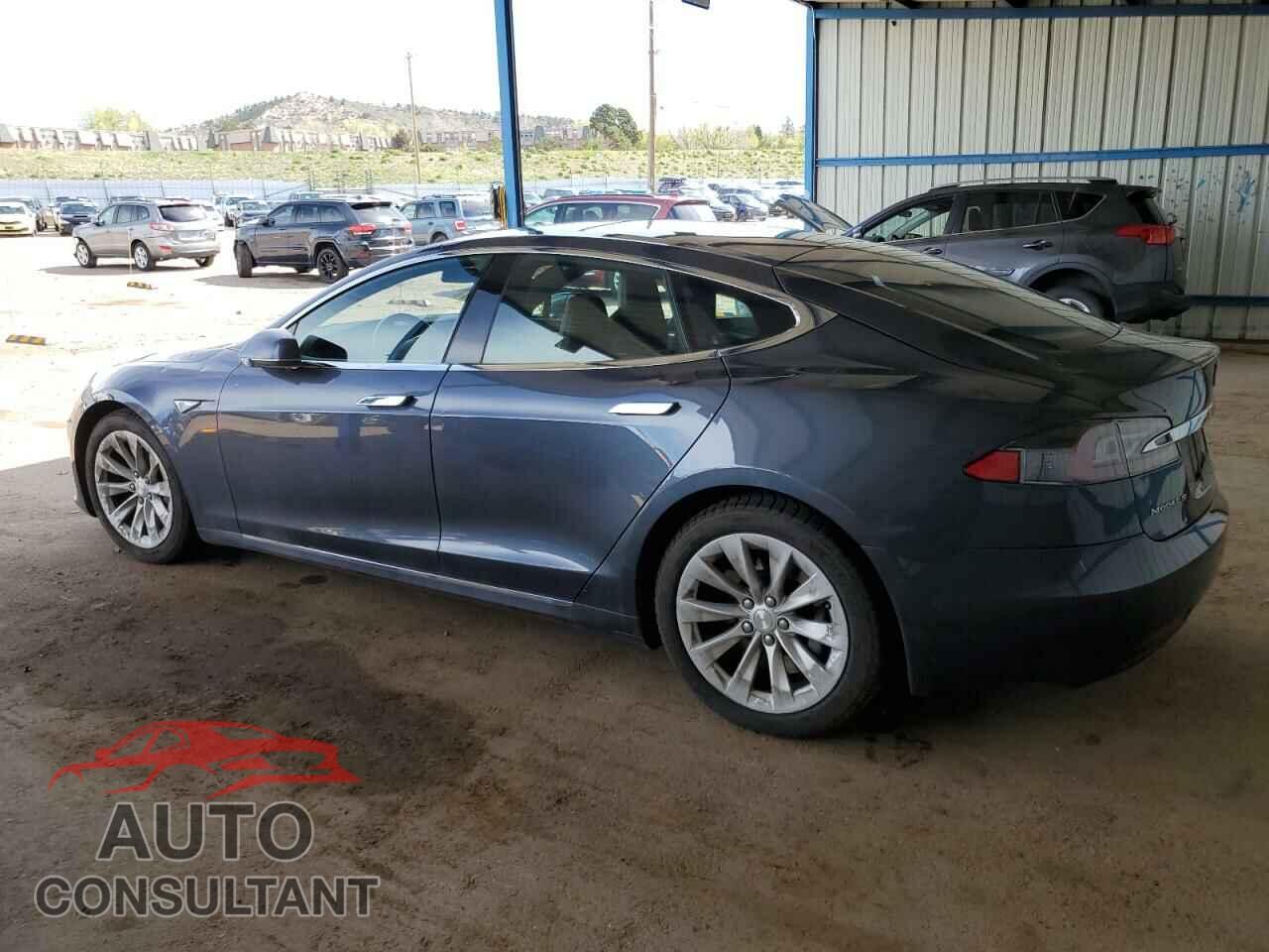 TESLA MODEL S 2016 - 5YJSA1E2XGF152434